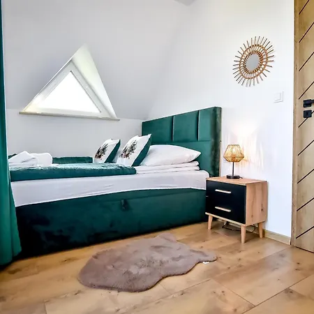 Perla Bialki Z Jacuzzi Chalet *