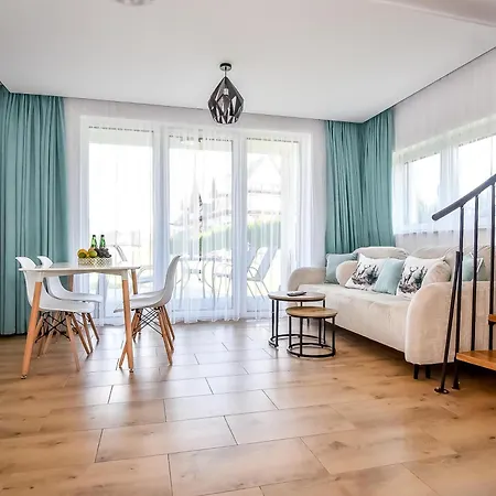 Perla Bialki Z Jacuzzi Dağ evi *