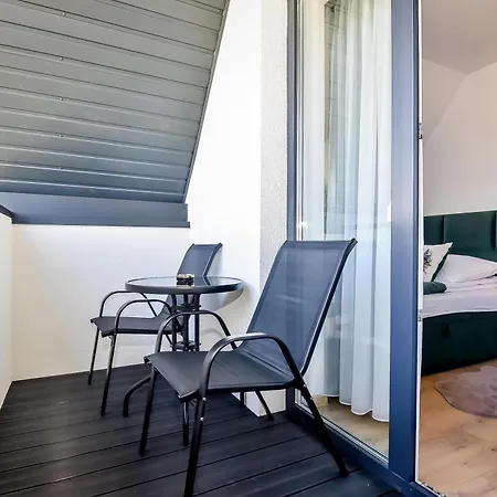 Perla Bialki Z Jacuzzi Σαλέ *