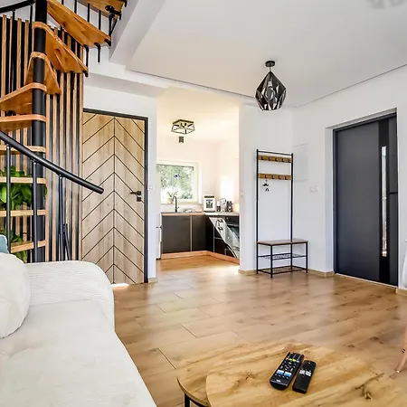 Perla Bialki Z Jacuzzi Dağ evi