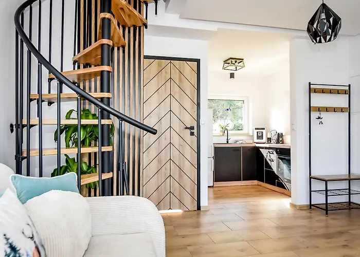 Perla Bialki Z Jacuzzi