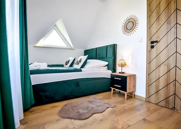 Perla Bialki Z Jacuzzi Alpehytte *